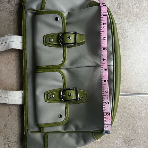 Coach Cream and Green Tote Bag - Picture 13 of 15